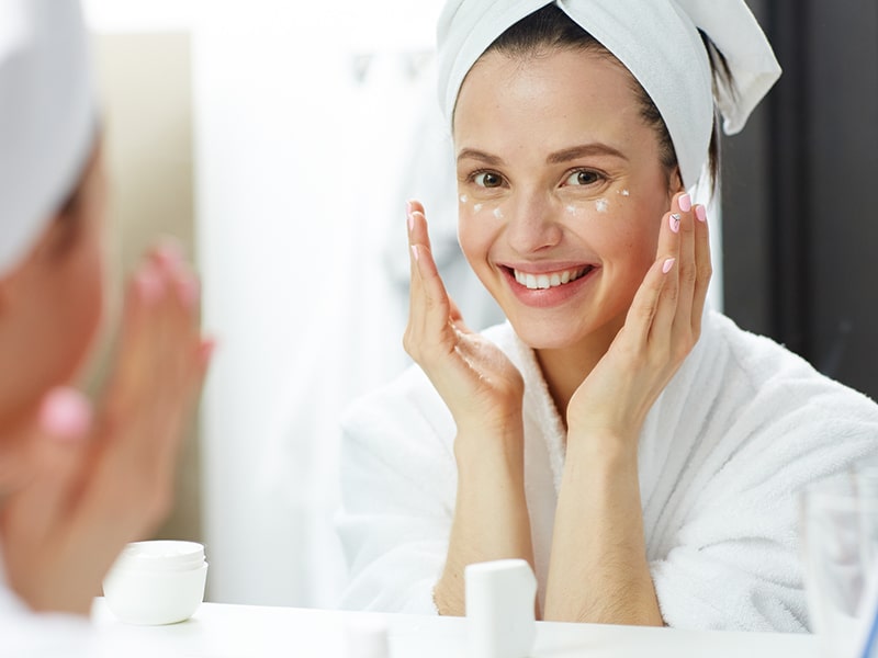 Phơi Bày Bí Mật Cách Chăm Sóc Da Mặt Chuẩn Của Các Sao Hàn Quốc